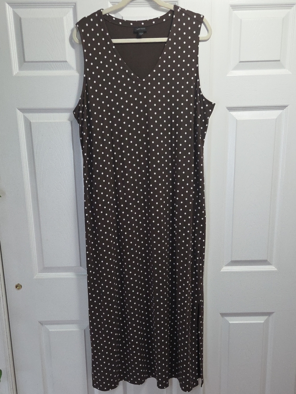 J Jill Sleeveless Brown Polka Dot V-Neck Maxi Dress